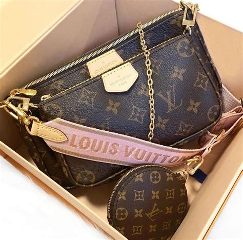 counterfeit louis Vuitton Bag